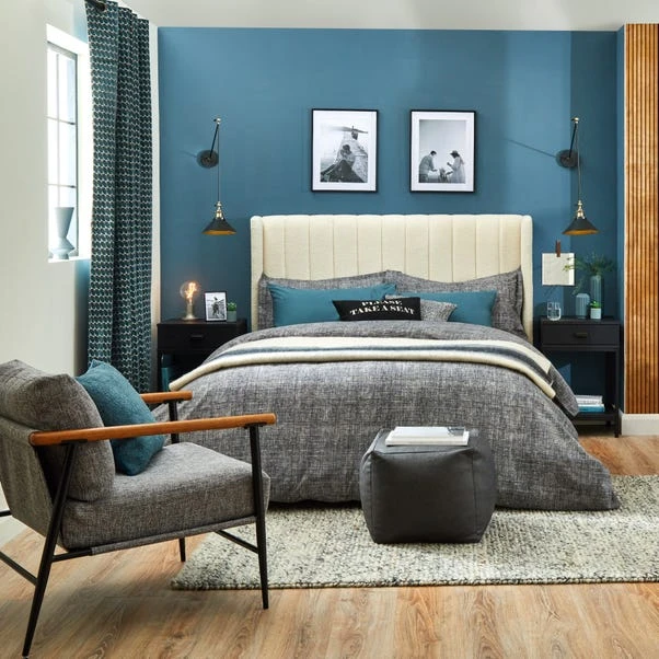 Lightning Bolt Bulb Table Lamp - Image 7