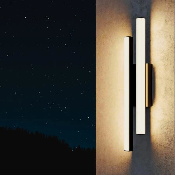 EGLO Serricella Outdoor LED Wall Light - Image 3