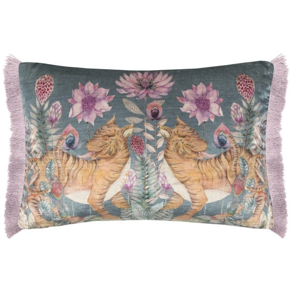 Baghdev Velvet Rectangle Cushion - Image 5