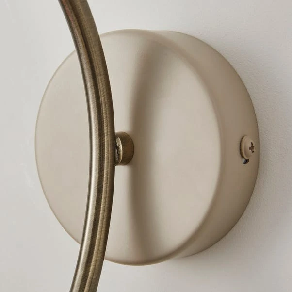 Maya Scallop Wall Light - Image 3