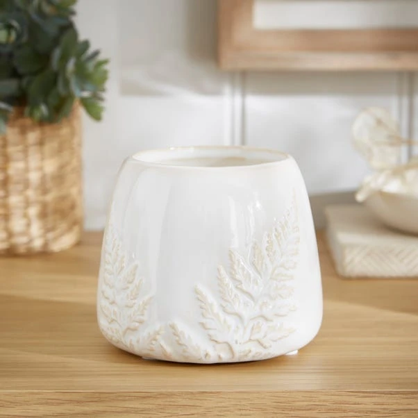 Churchgate Tobacco Flower & Vanilla Candle - Image 2