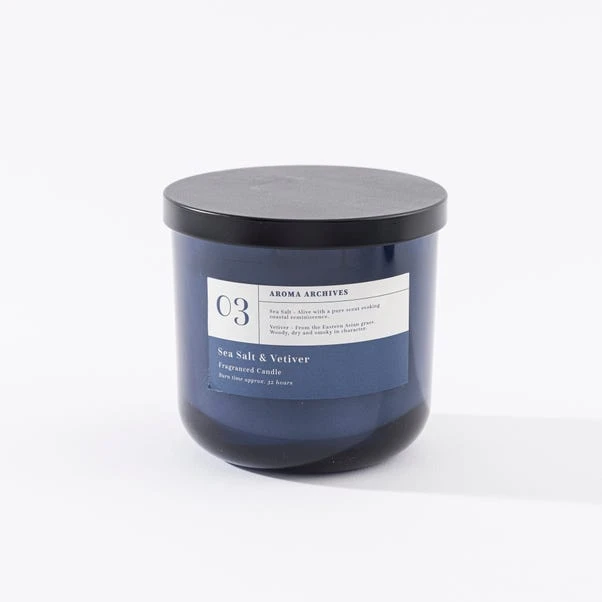 Sea Salt And Vetiver Candle - Image 5
