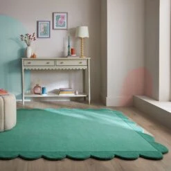 Milo Scallop Plain Wool Rug