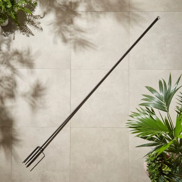 Outdoor Iron Festoon Pole - Image 4