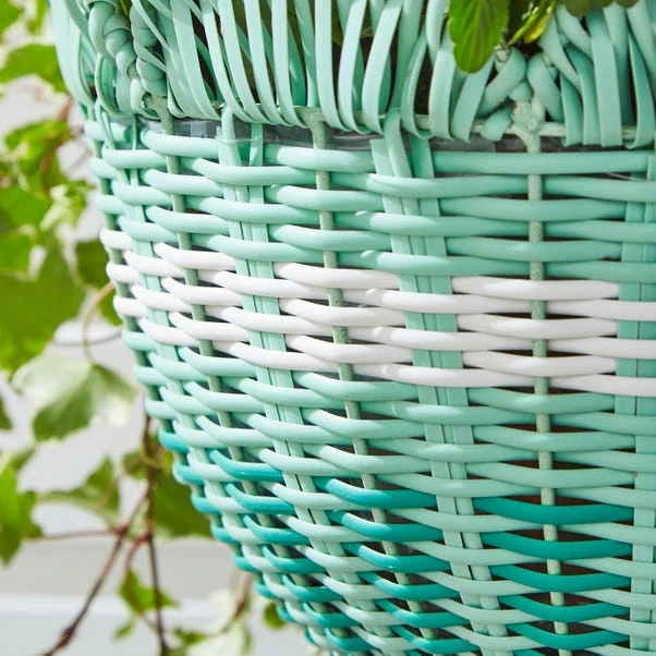 Scalloped Rattan Hanging Basket - Image 4