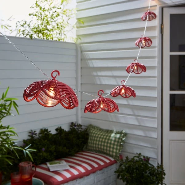 Sophie Robinson 8 LED Indoor Outdoor Solar String Lights - Image 2