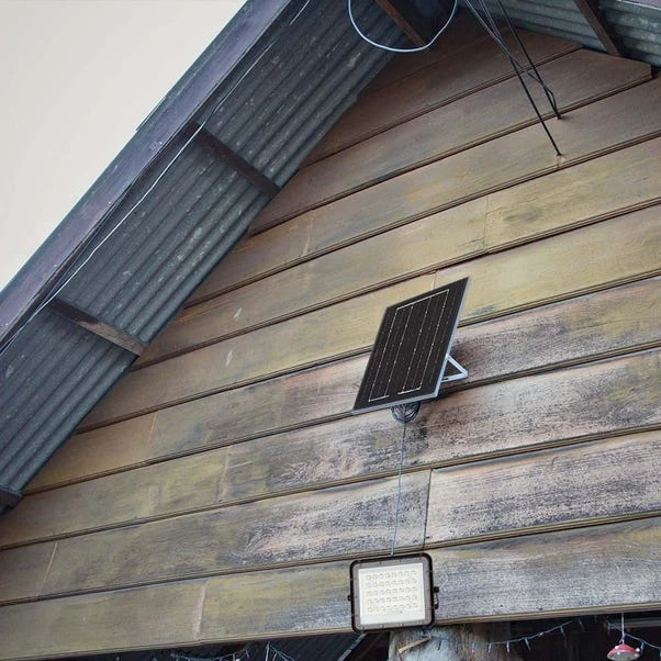 V-TAC 80W LED Solar Floodlight Outdoor Wall Light - Image 9